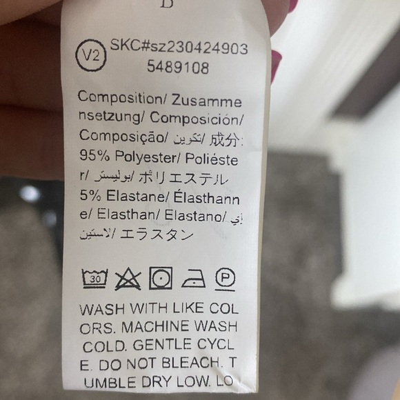 SHEIN Women’s Blouse Half Black Half Light Tan sz XL US 12 NWOT - Picture 7 of 7